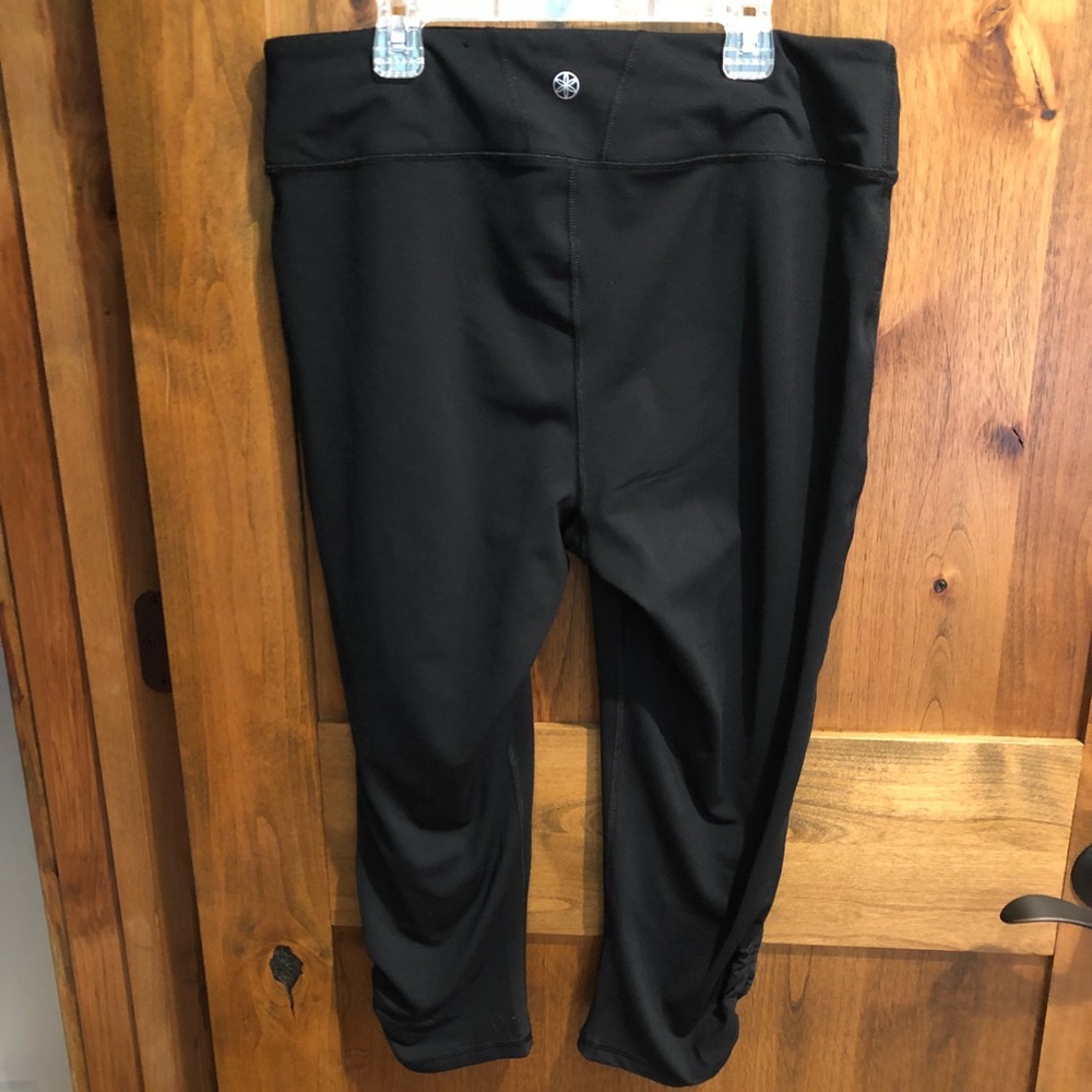 Gaiam Capri Leggings